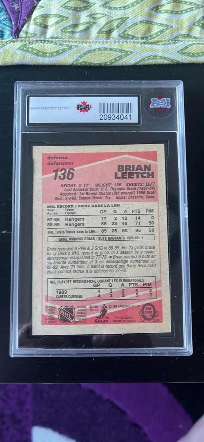 1989-90 O-Pee-Chee Brian Leetch Rookie Card #136 PSA 9 Mint image indicator(2)