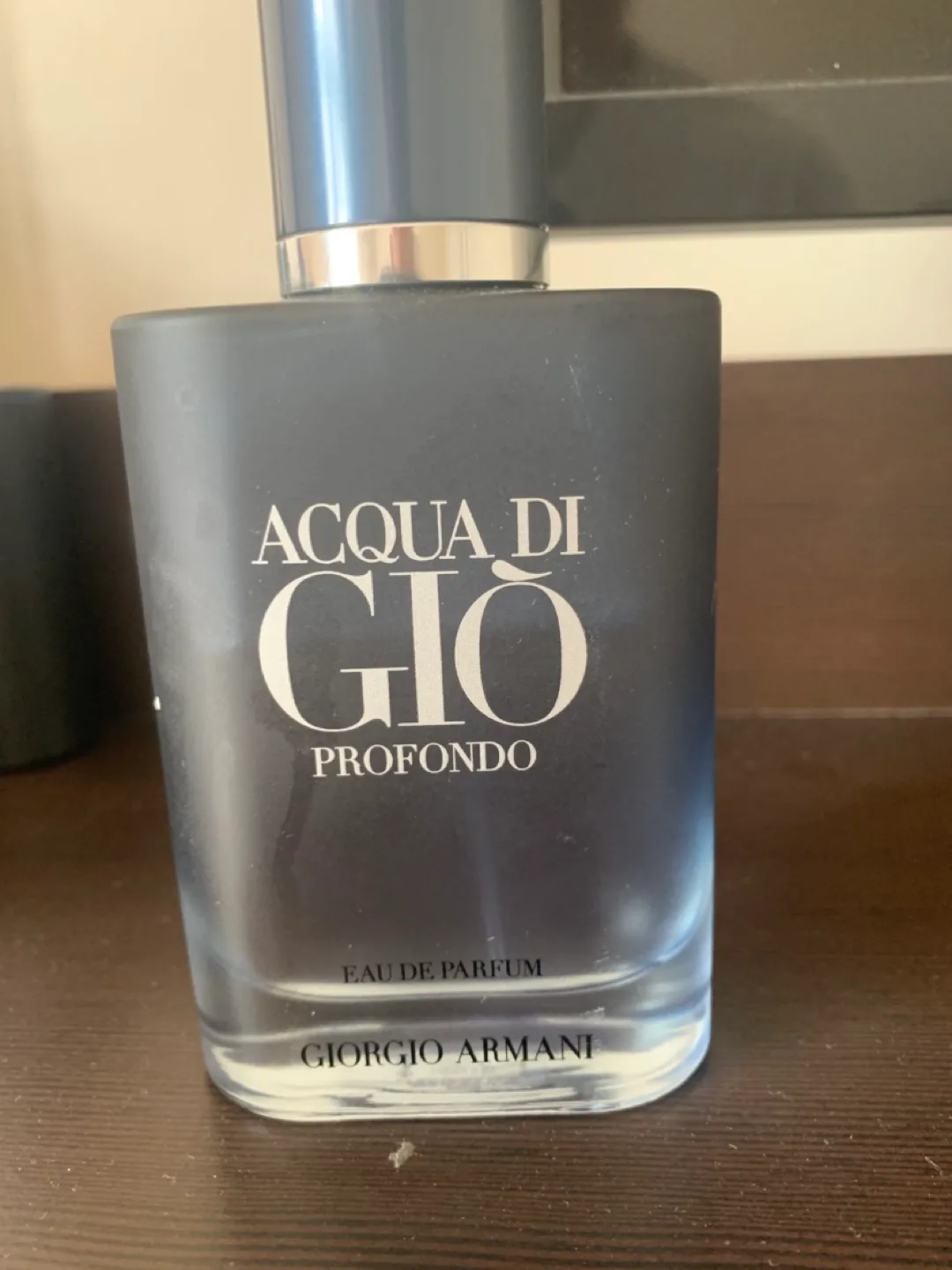 Giorgio Armani Acqua di Gio Profondo Eau de Parfum thumbnail