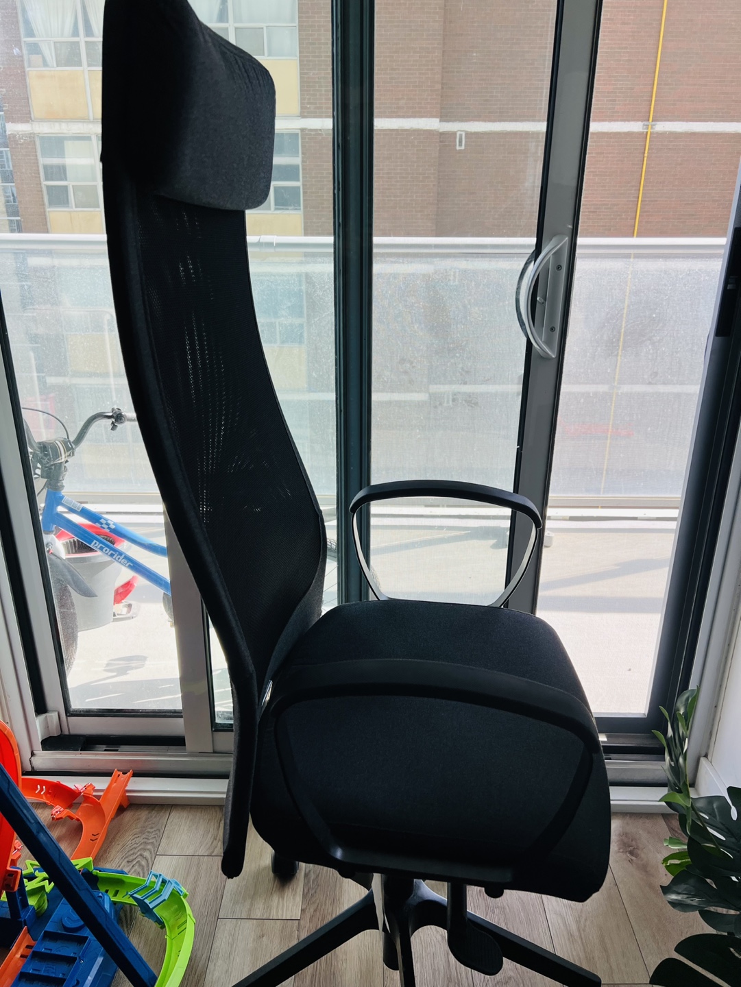 IKEA MARKUS Office Chair