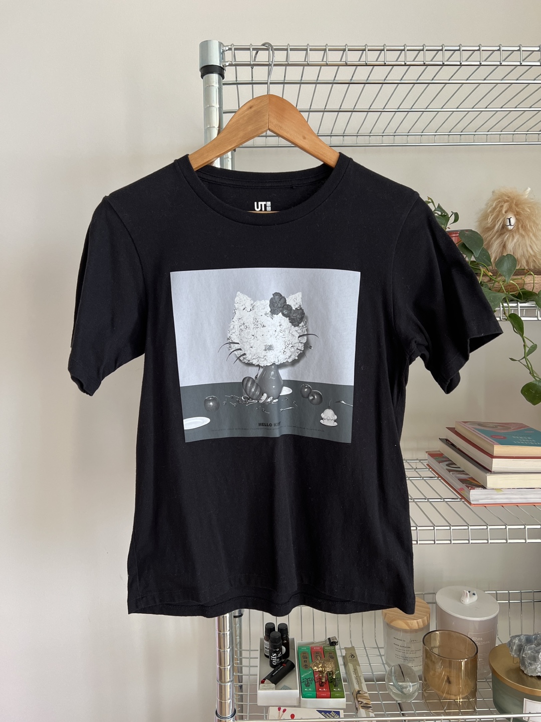 XS Hello Kitty T-Shirt by Yuni Yoshida