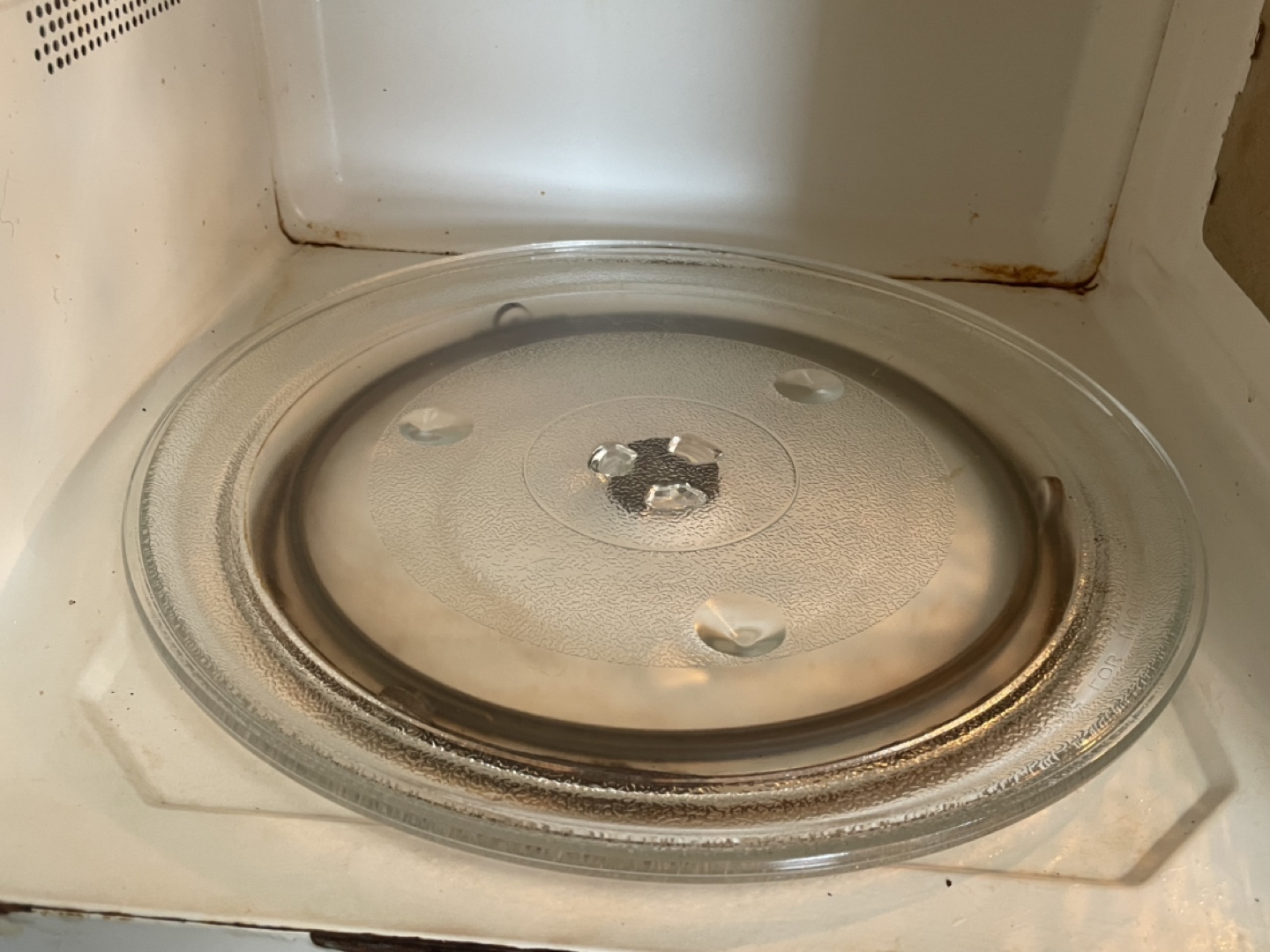 Danby Microwave - Used - photo 2