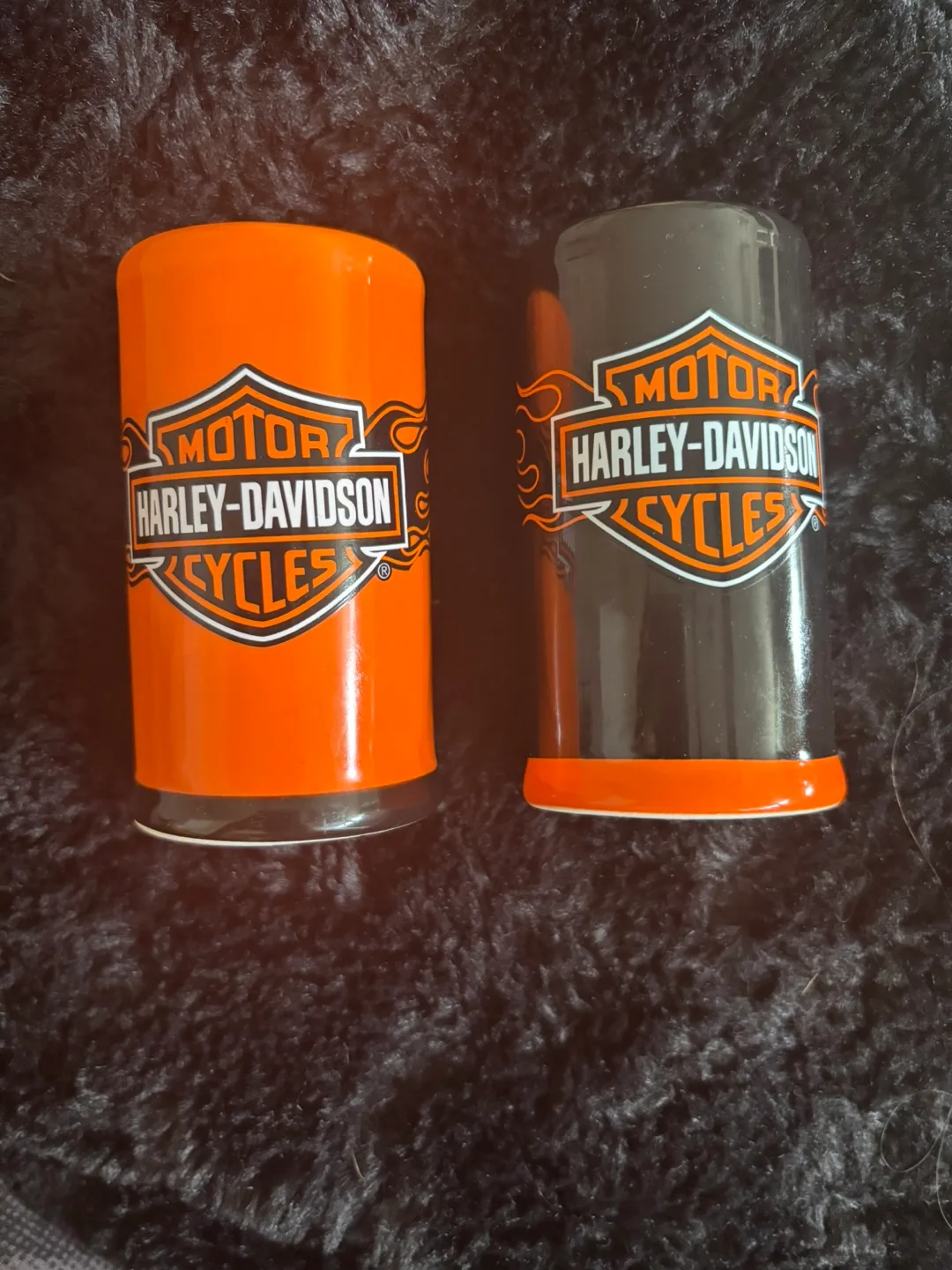 Harley-Davidson Salt and Pepper Shakers thumbnail