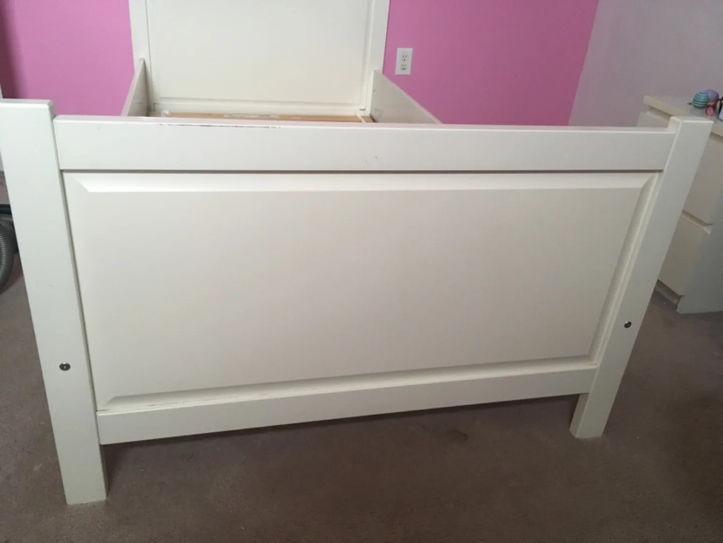 IKEA Hemnes Twin Bed Frame - White image indicator(4)