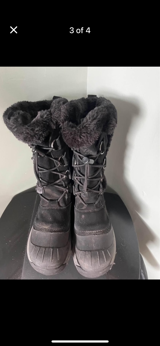 Women's Baffin Snow Boots Size 8