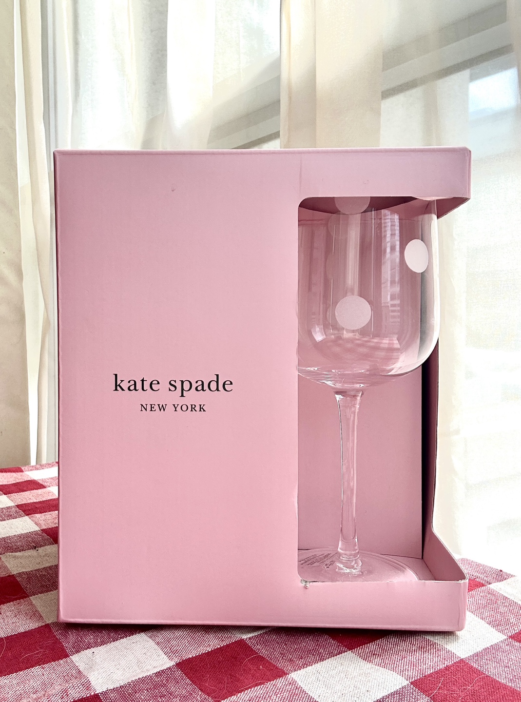 Kate Spade New York Polka Dot Wine Glasses (Set of 4)