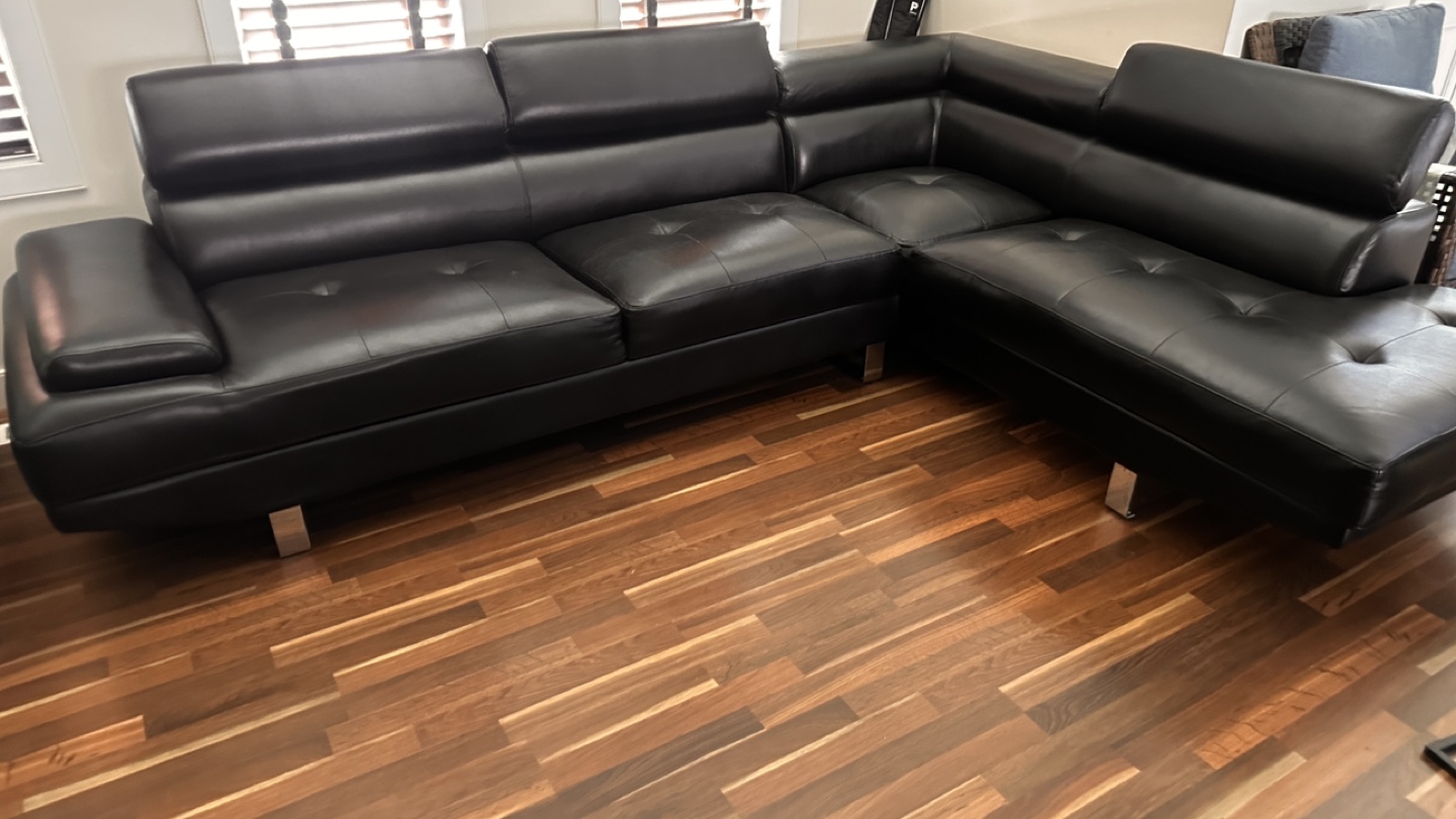 Element 2-Piece Right-Facing Faux Leather