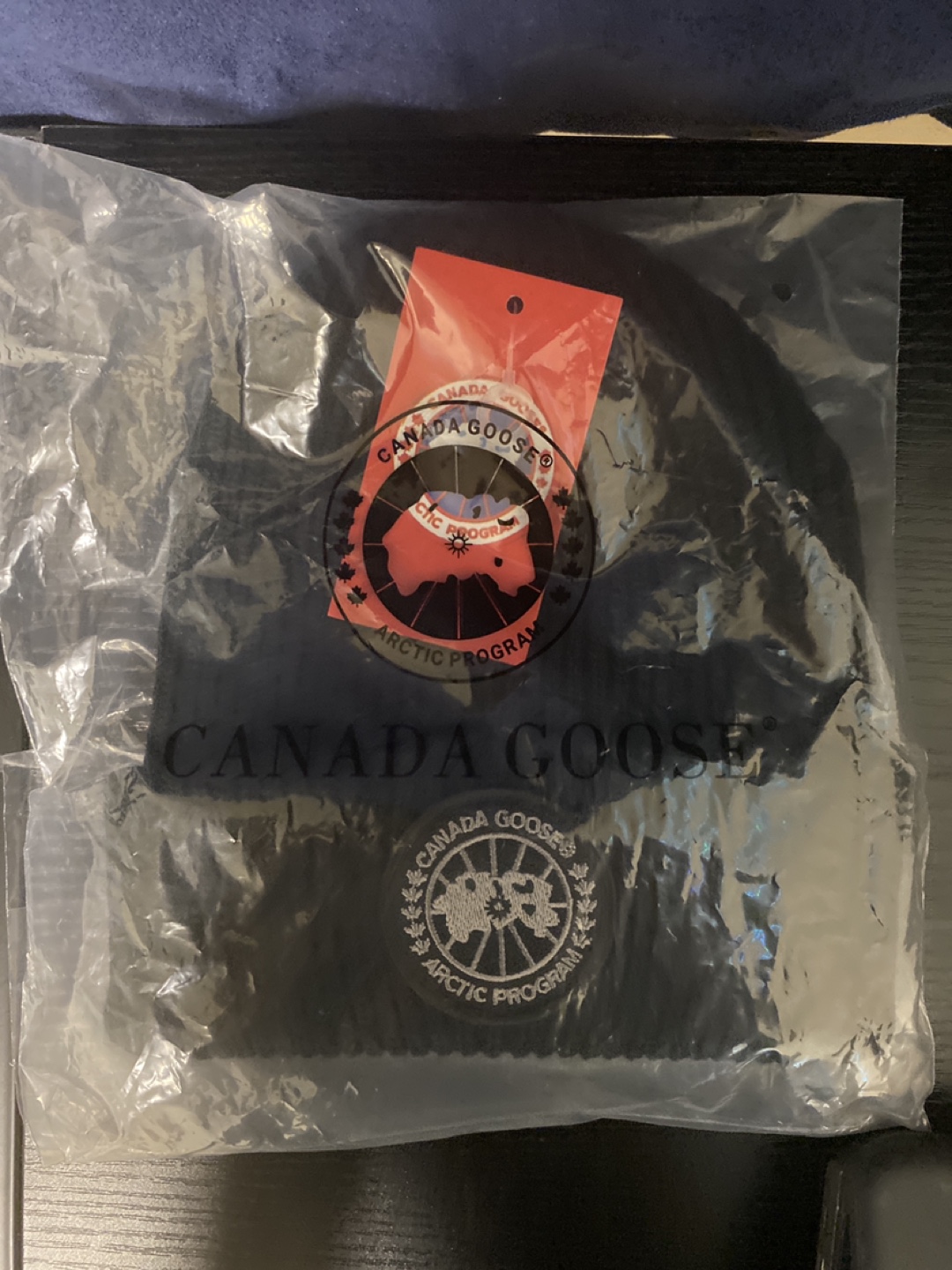 Canada Goose Arctic Program Beanie( LOOKING FOR OFFERS) - photo 2