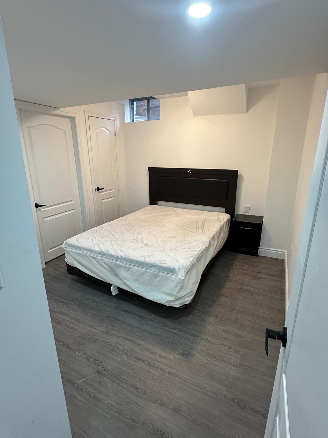Queen size metal bed frame headboard with mattress and box