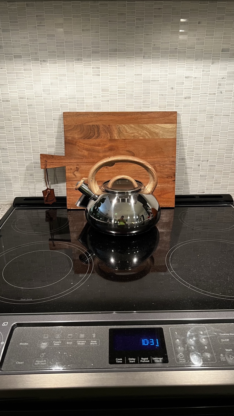 Stainless steel kettle - BRAND NEW