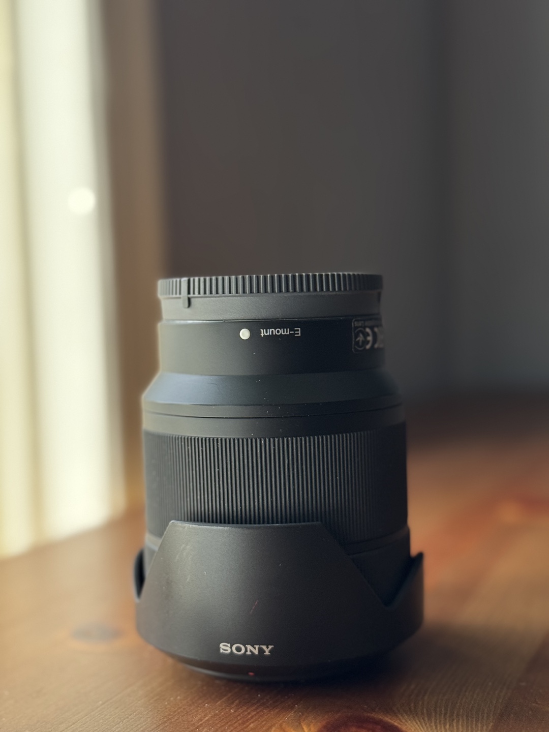 Sony FE 35-56/28-70mm Lens - photo 2