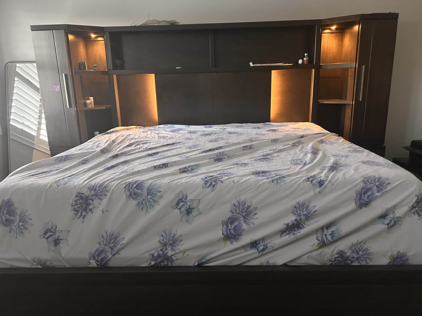 King Size Bed with Built-in Headboard and Storage - photo 2