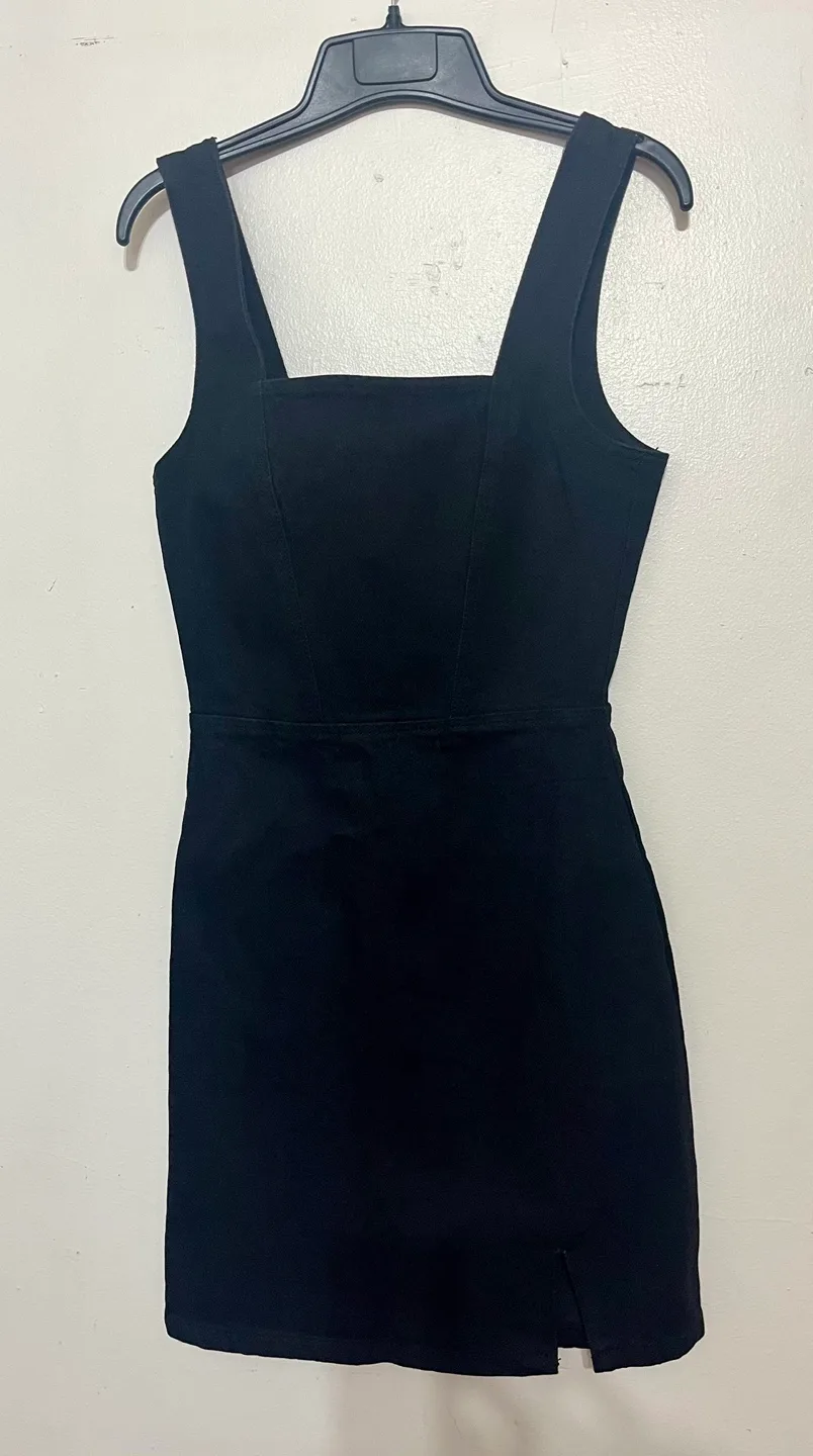 ASOS DESIGN Black Mini Denim Dress Size 2 thumbnail