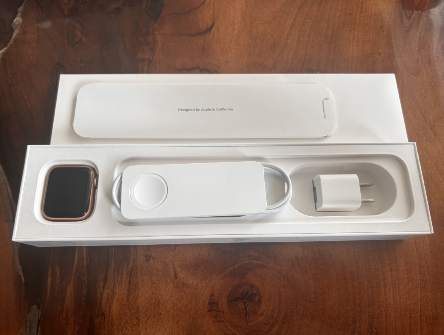 Apple Watch Series 4 40mm Rose with Sports Band