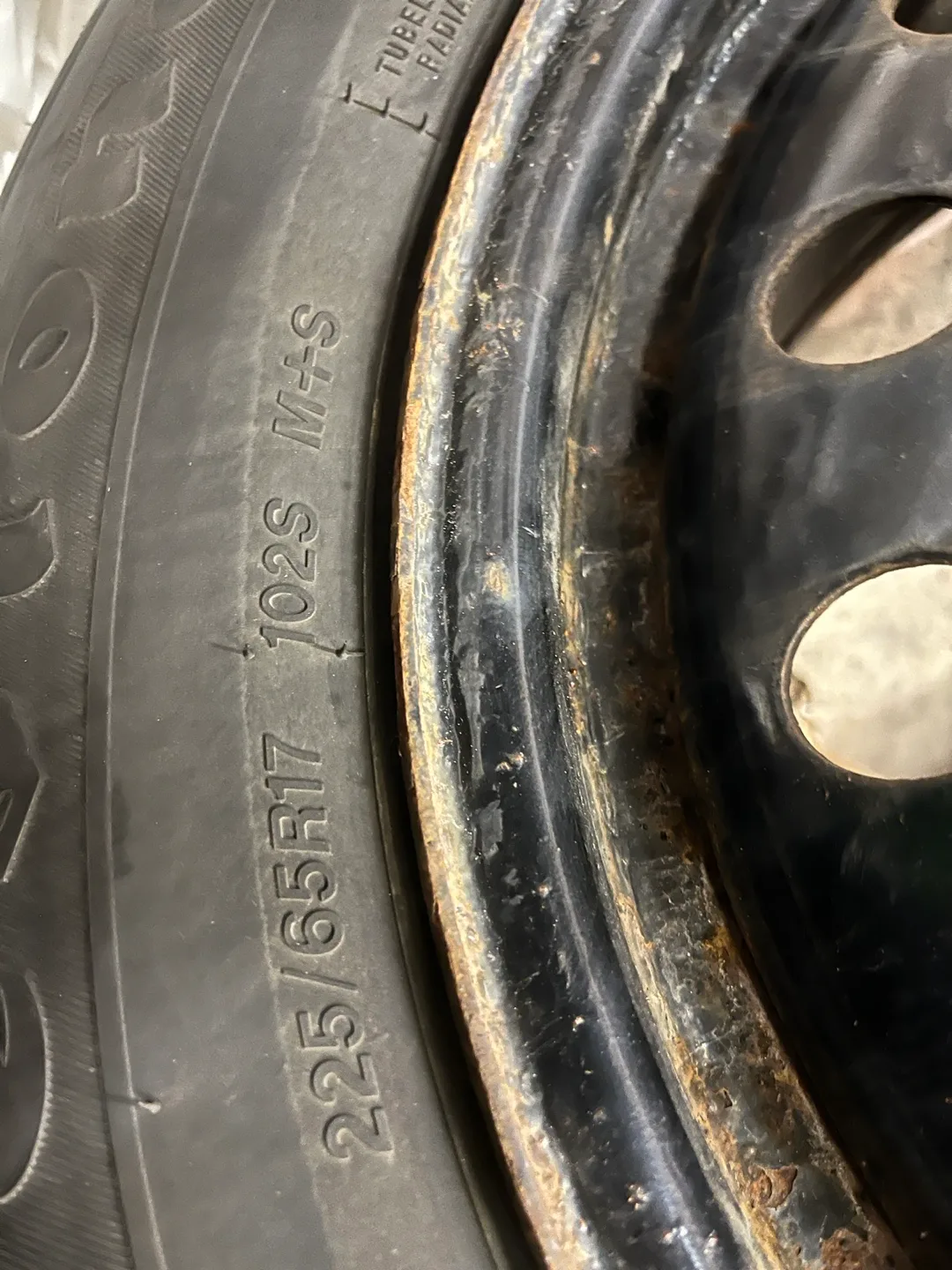 225-65-R17 Firestone winter tires with rims image indicator(7)