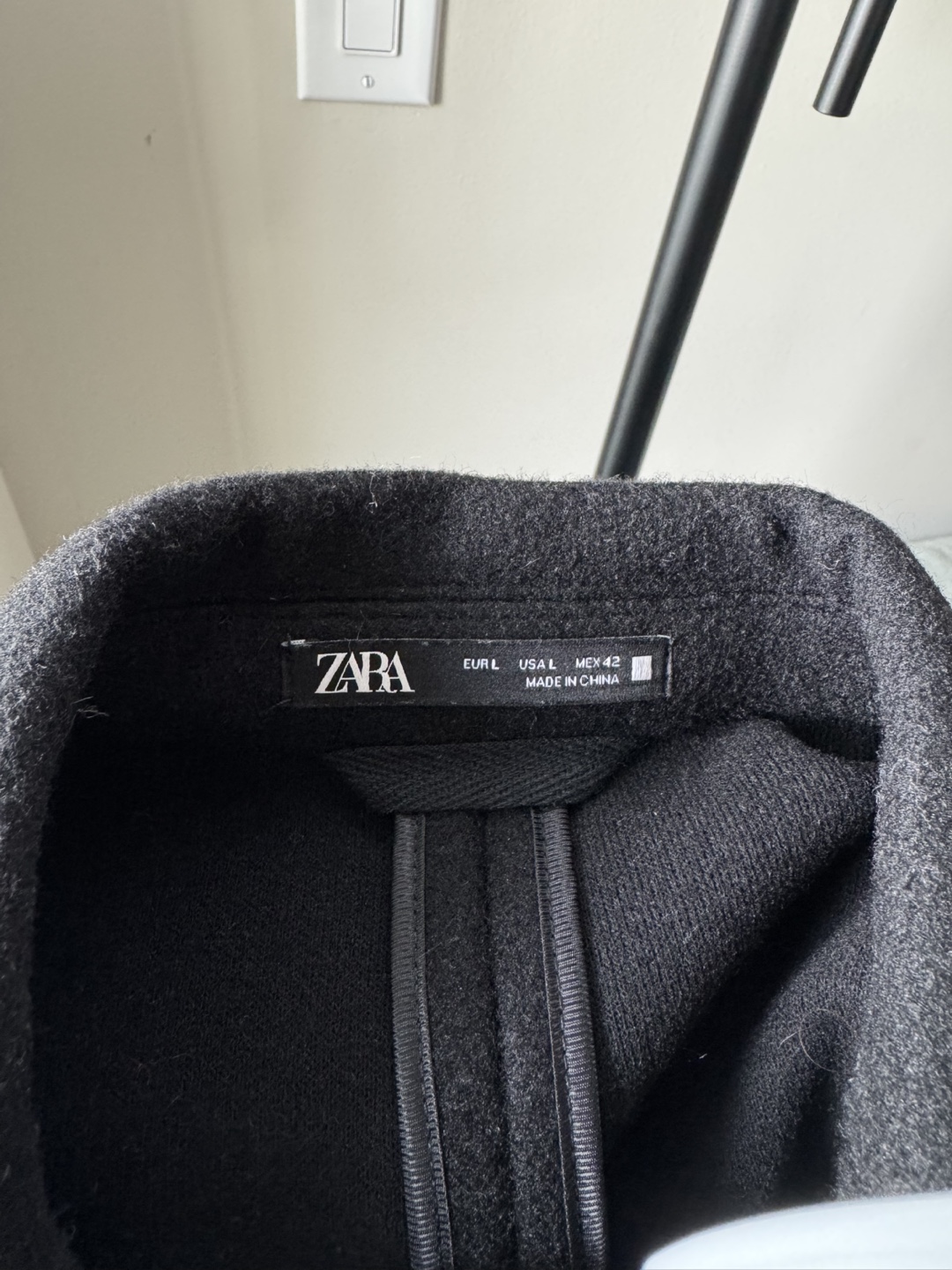 ZARA Men's Black Overcoat - photo 2