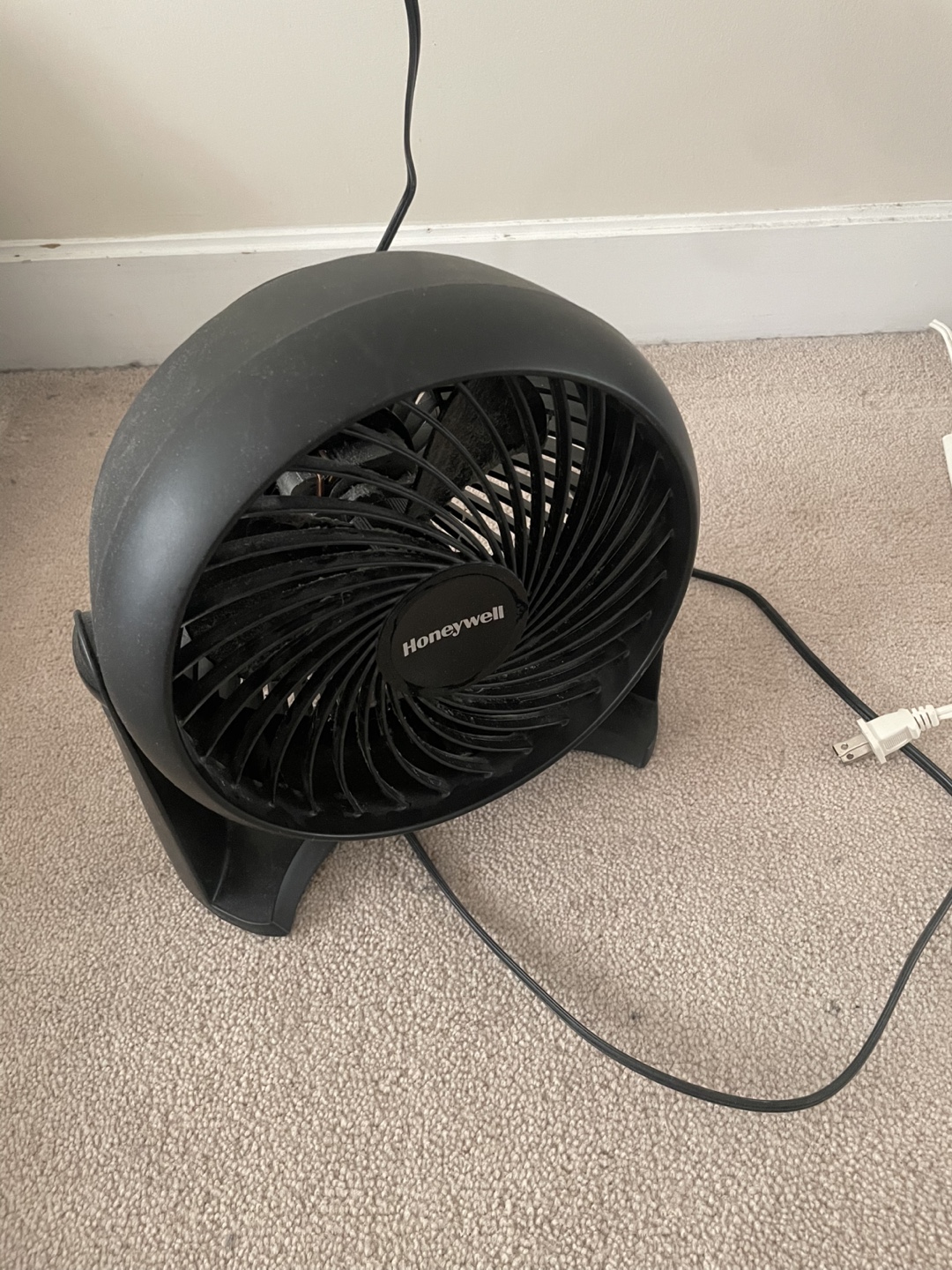 Honeywell Turbo Force Fan - photo 2