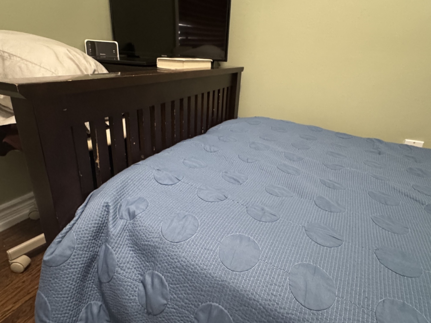 Wooden Bed Frame Single - photo 3