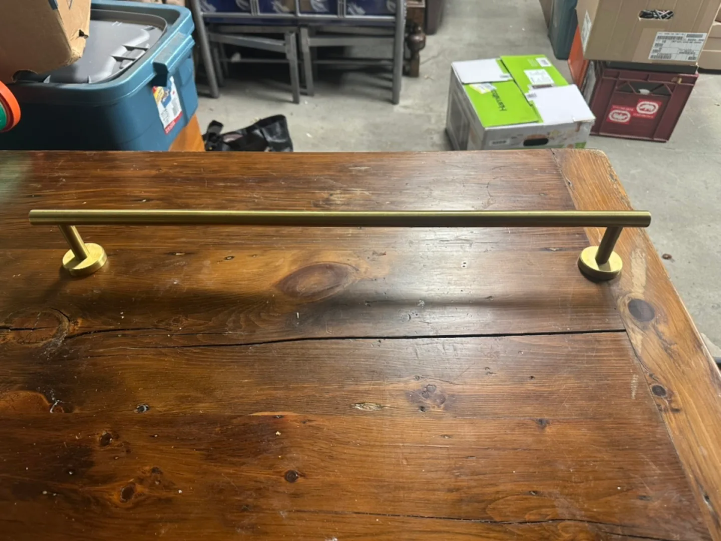 Gold Metal Towel Bar image indicator(3)