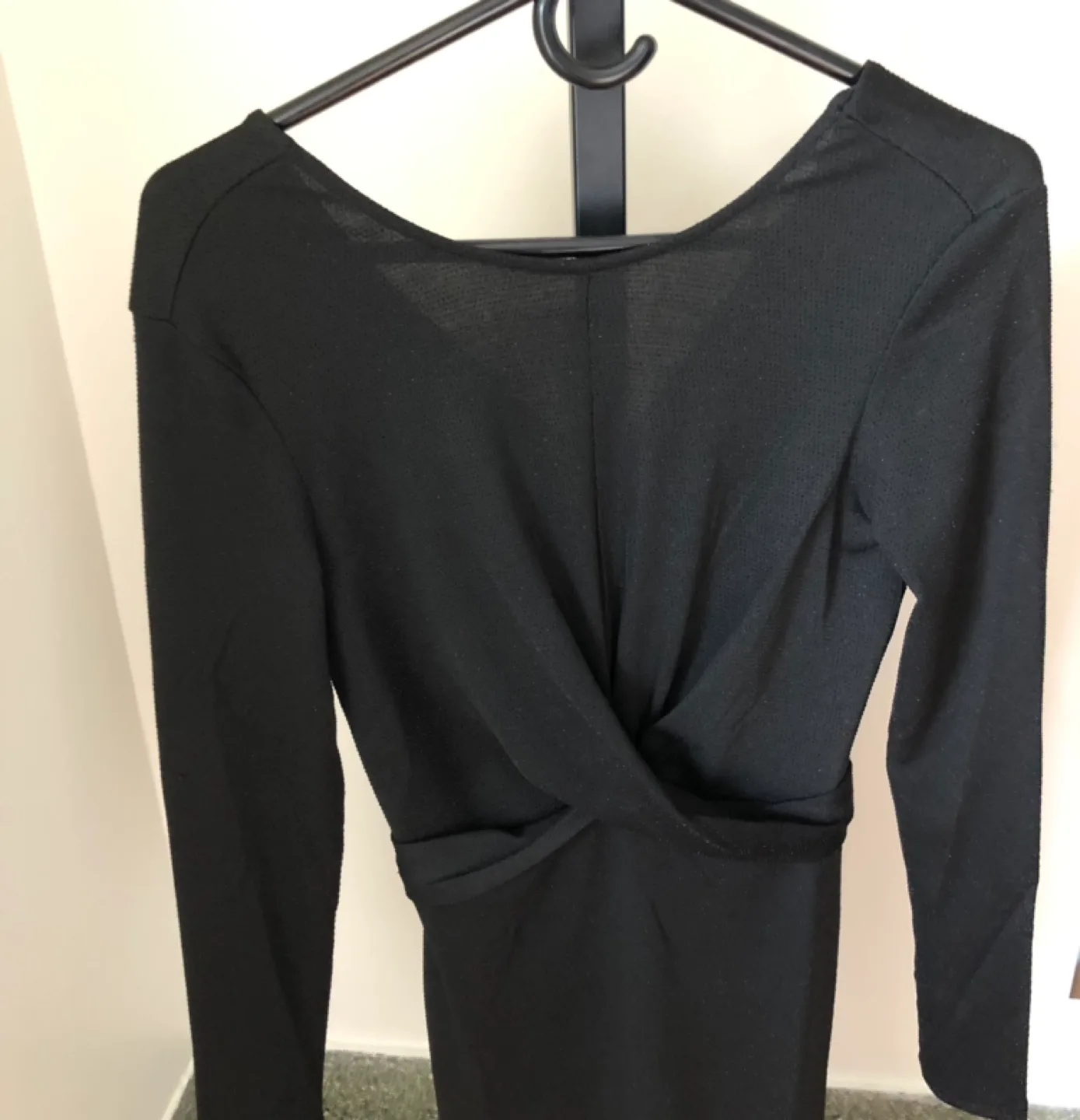 ONLY Long Sleeve Glitter Twist Mini Dress image indicator(8)