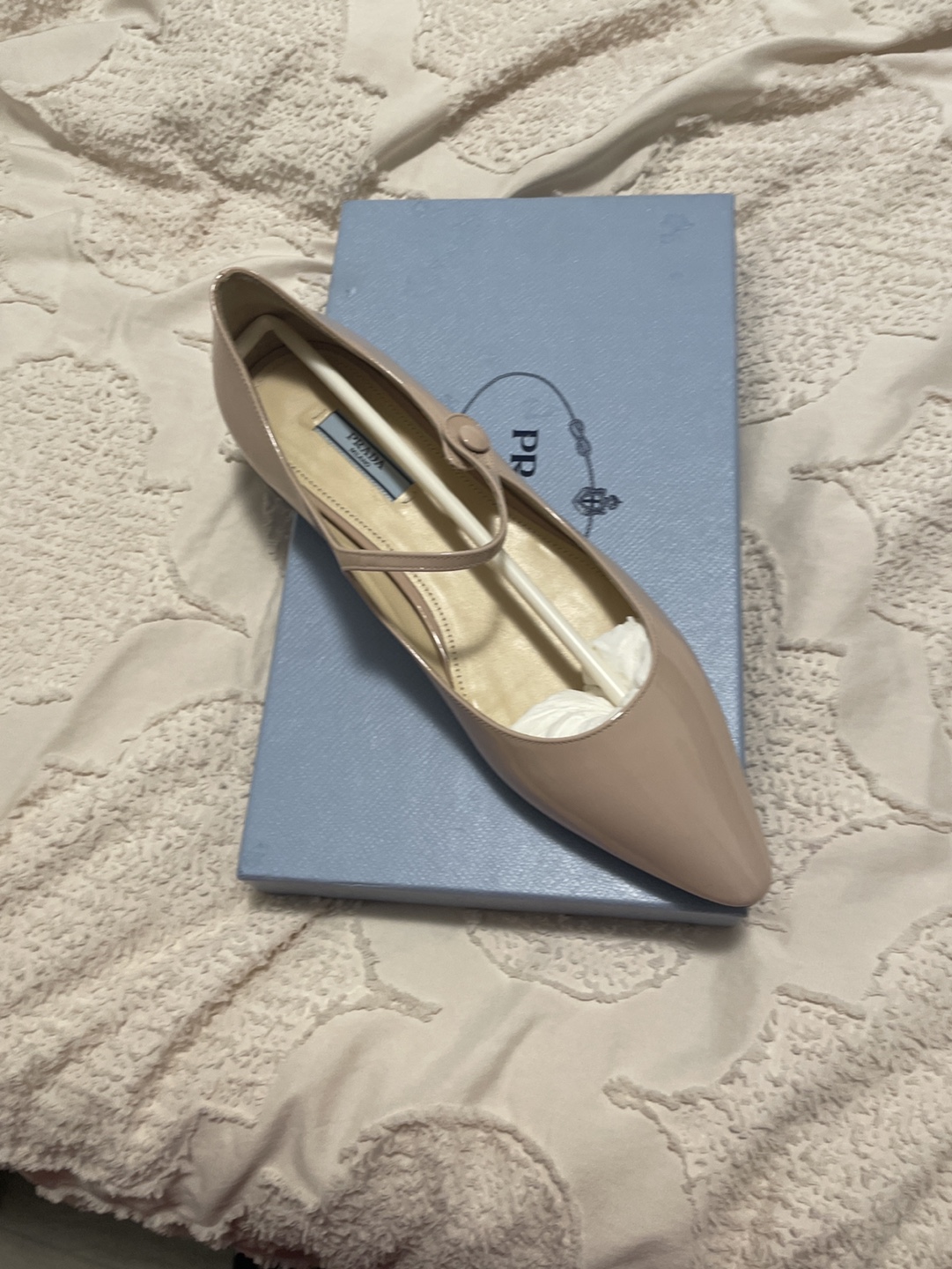 Prada Cipria Patent Leather Ballerina Flats Size 39 - photo 4