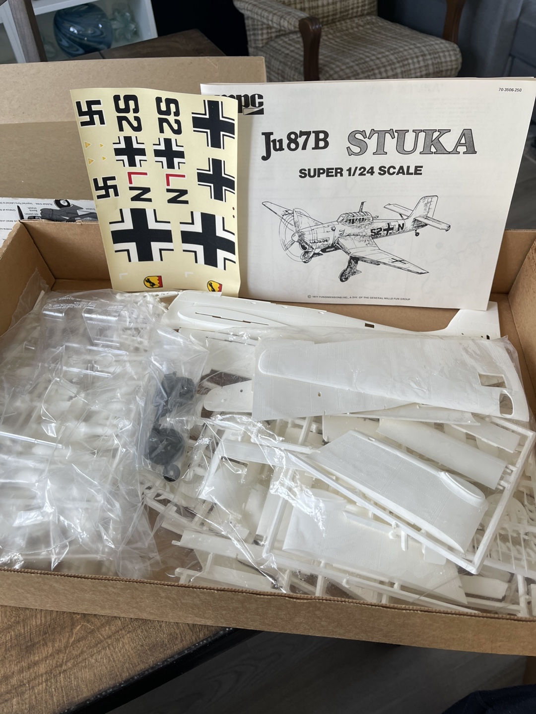 MPC Ju 87B Stuka Model Kit 1/24 Scale - photo 2