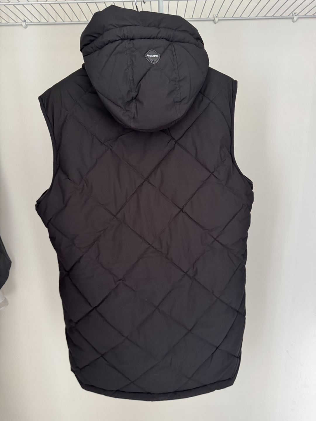 Koolaburra by UGG Women's Black Quilted Vest with Sherpa Lining - photo 2