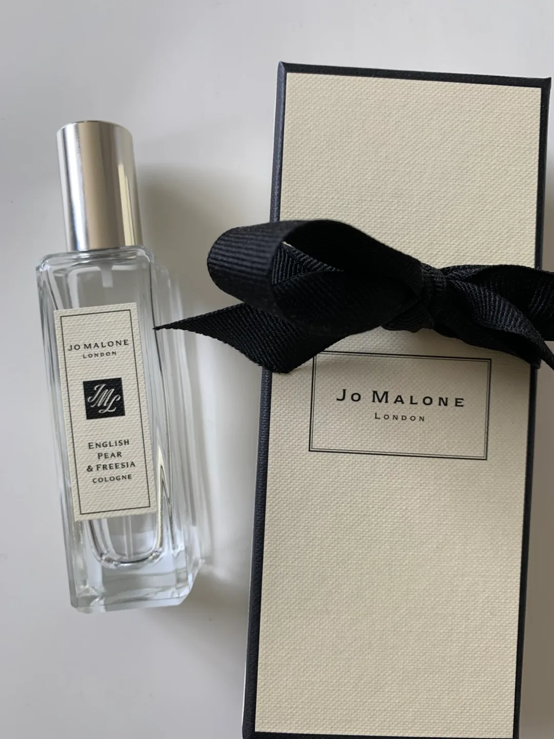 Used Jo Malone London English Pear & Freesia Cologne 30ml image indicator(5)