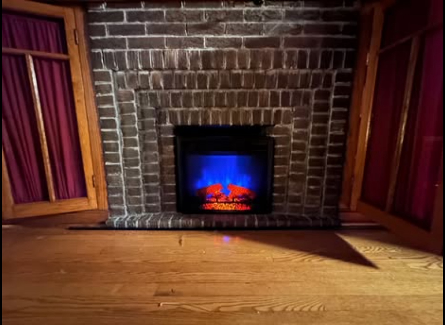 ChimneyFree® Aviston 23" Infrared Quartz Fireplace Insert - photo 4