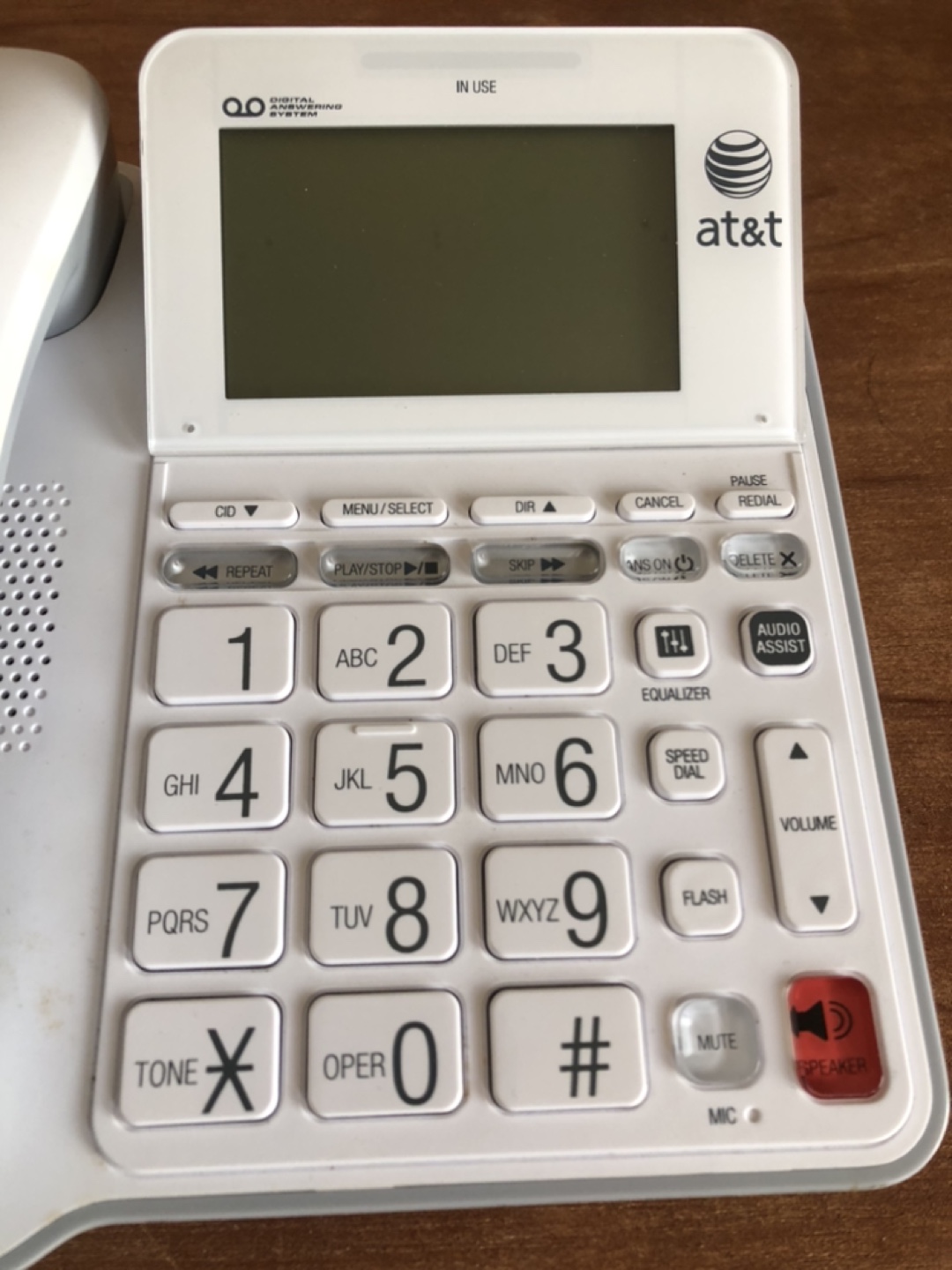 AT&T CL940 Big Button Corded Phone with Answering System - photo 2