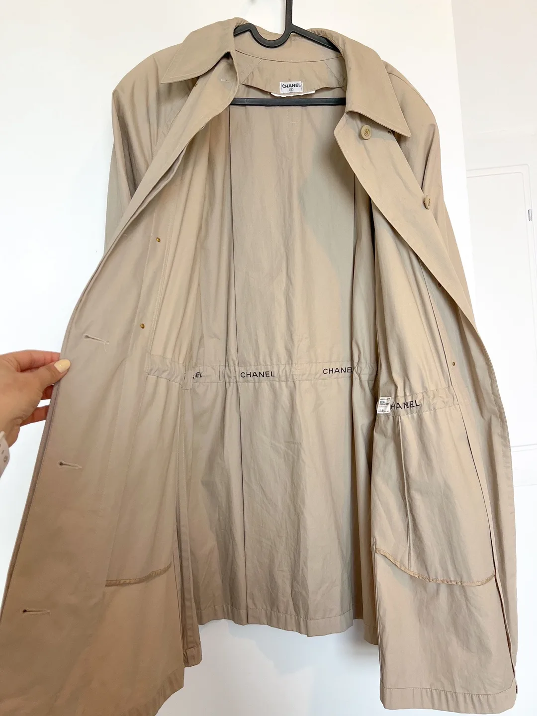 Chanel 1994 Vintage Trench Coat Size S/M 100% Authentic Beige image indicator(3)