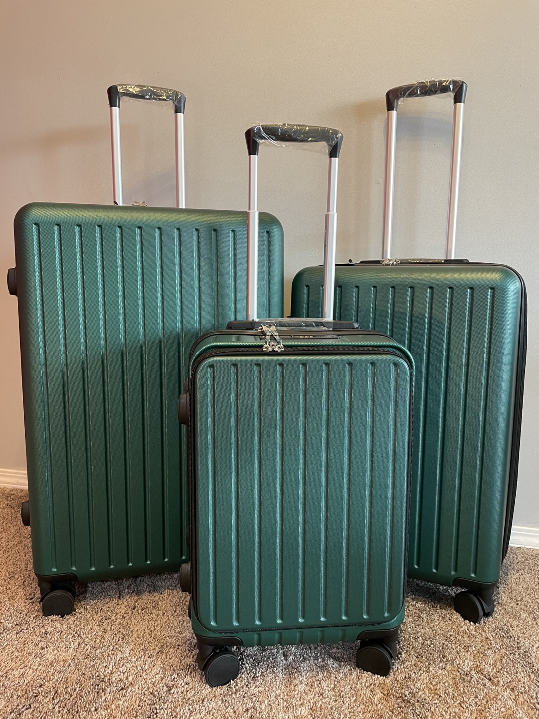 LACHIN 3-Piece Luggage Set - Dark Green Suitcases