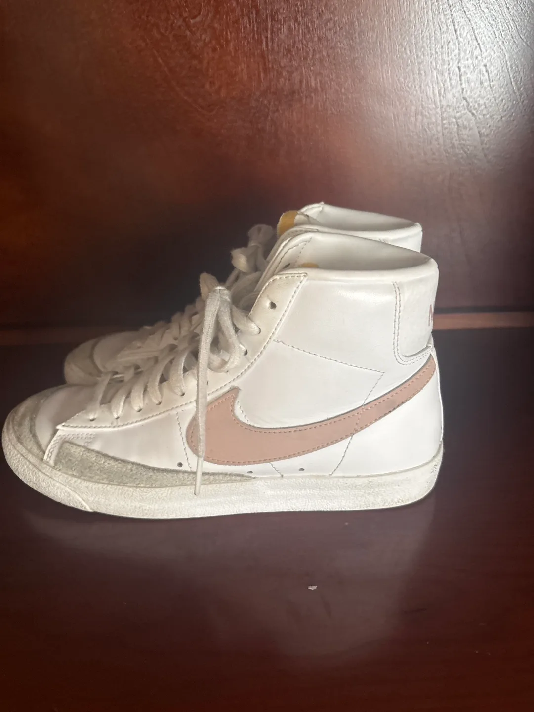 Nike Blazer Mid '77 Vintage High Top Sneakers image indicator(3)