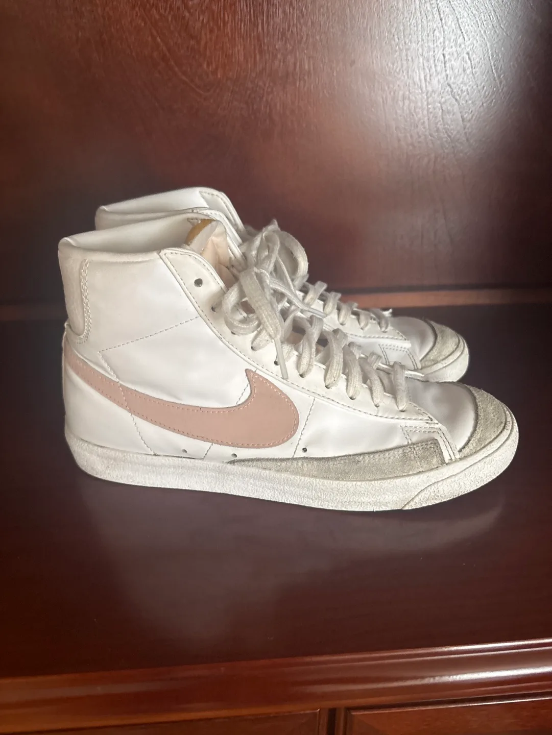 Nike Blazer Mid '77 Vintage High Top Sneakers image indicator(5)