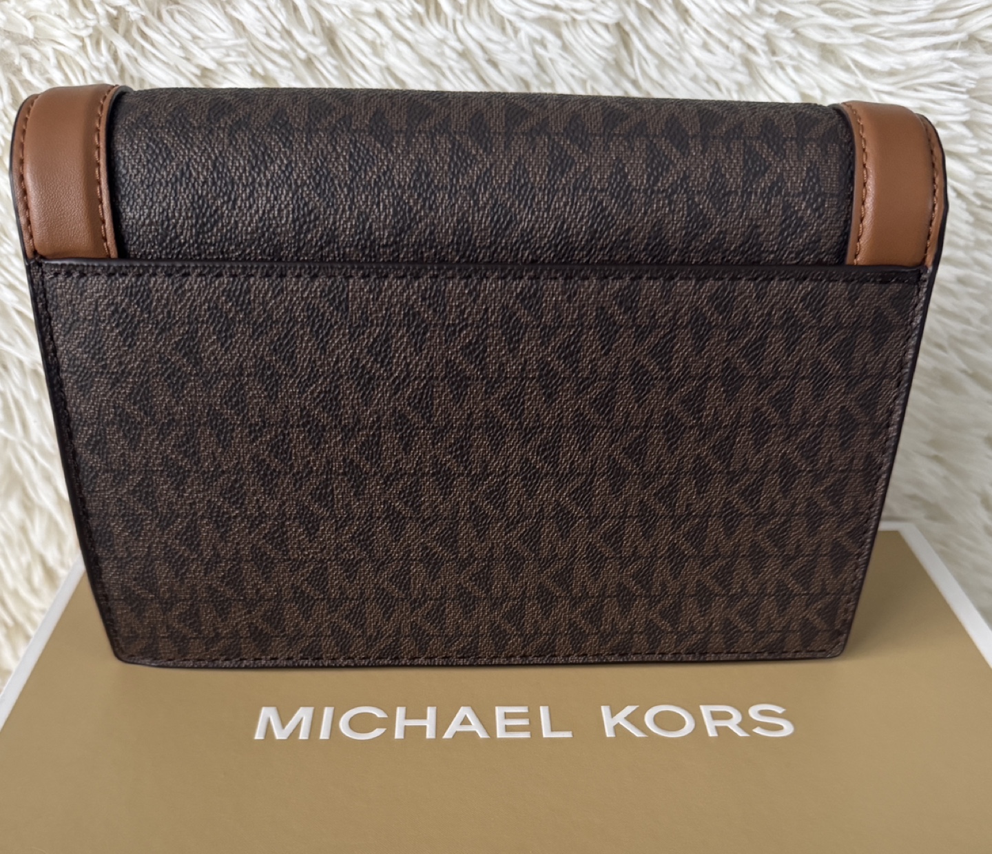 Brand new Michael Kors Crossbody Bag - photo 4