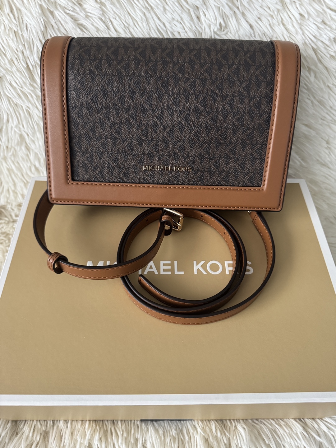 Brand new Michael Kors Crossbody Bag - photo 2