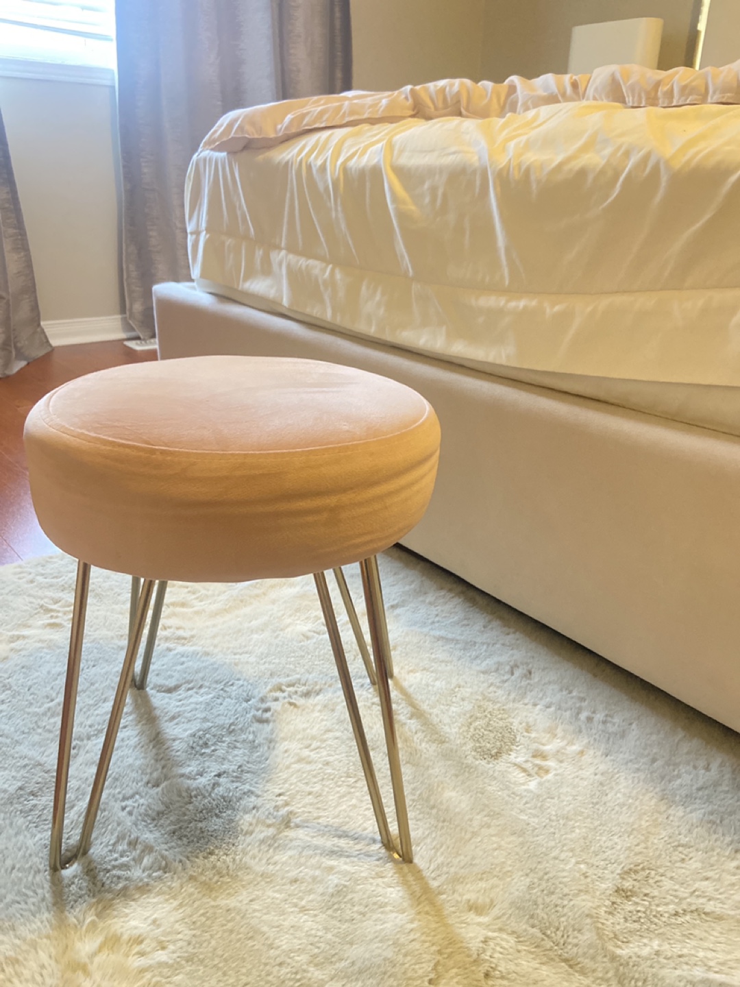Pink Velvet Round Stool with Gold Legs