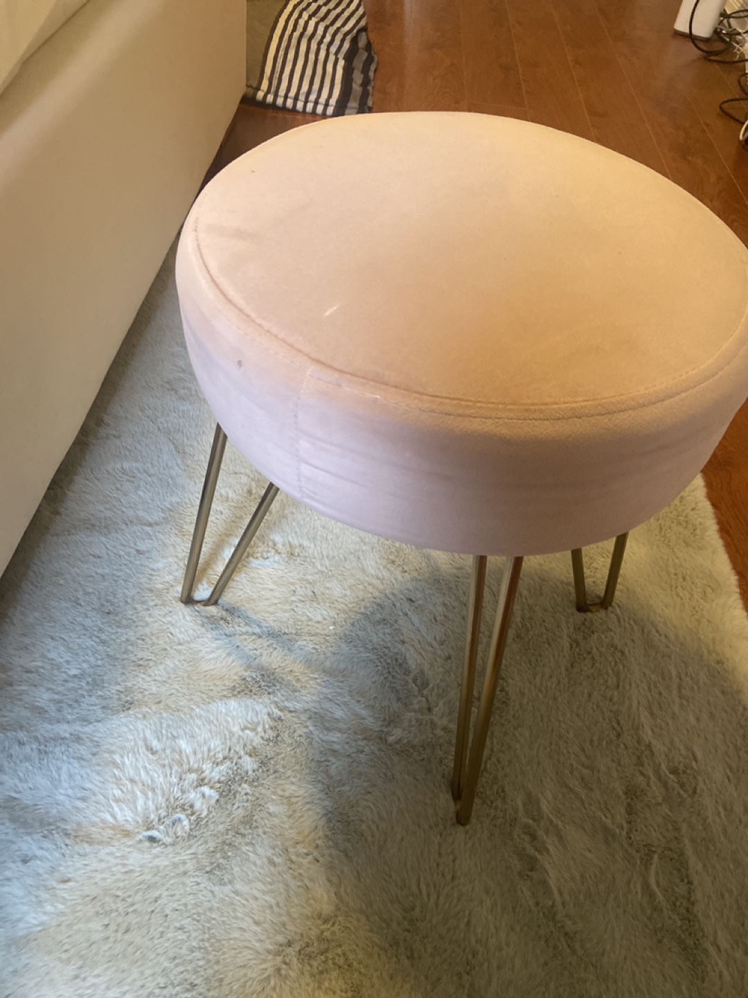 Pink Velvet Round Stool with Gold Legs - photo 4