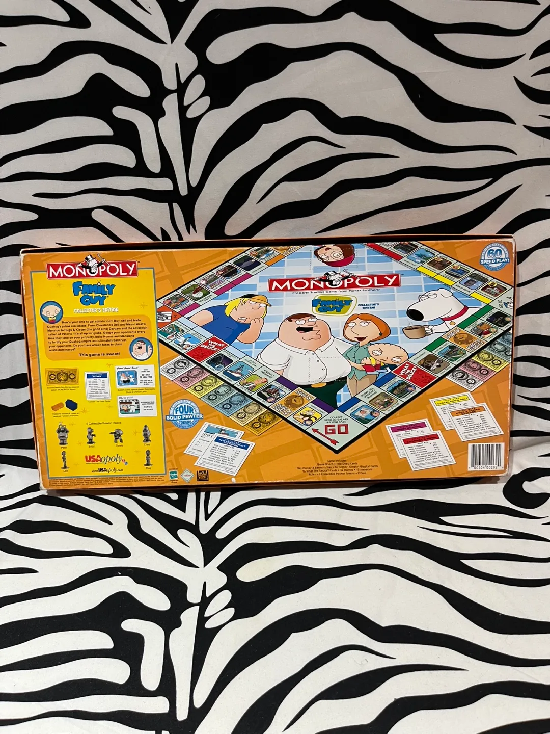 Family Guy Collector’s Edition Monopoly Game image indicator(3)
