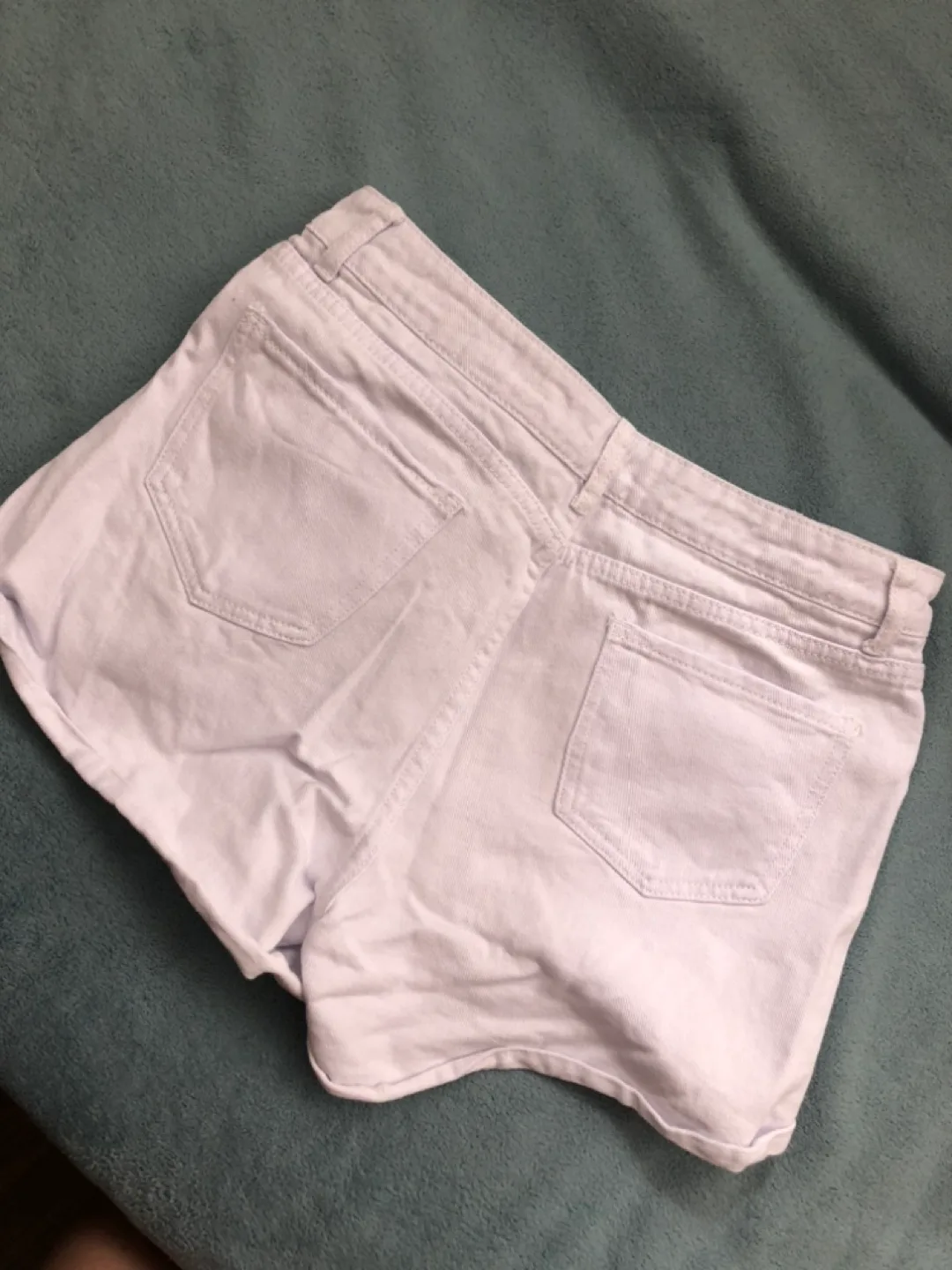 SHEIN White Corduroy Shorts - Size Large image indicator(2)