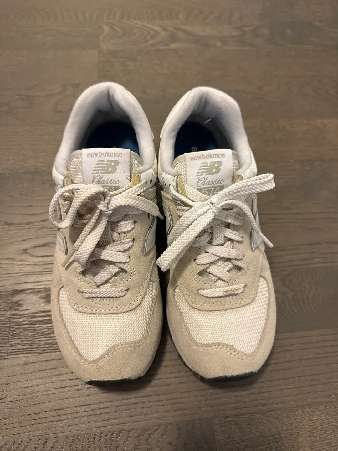 New Balance 574 Classic Sneakers - Women's size image indicator(2)