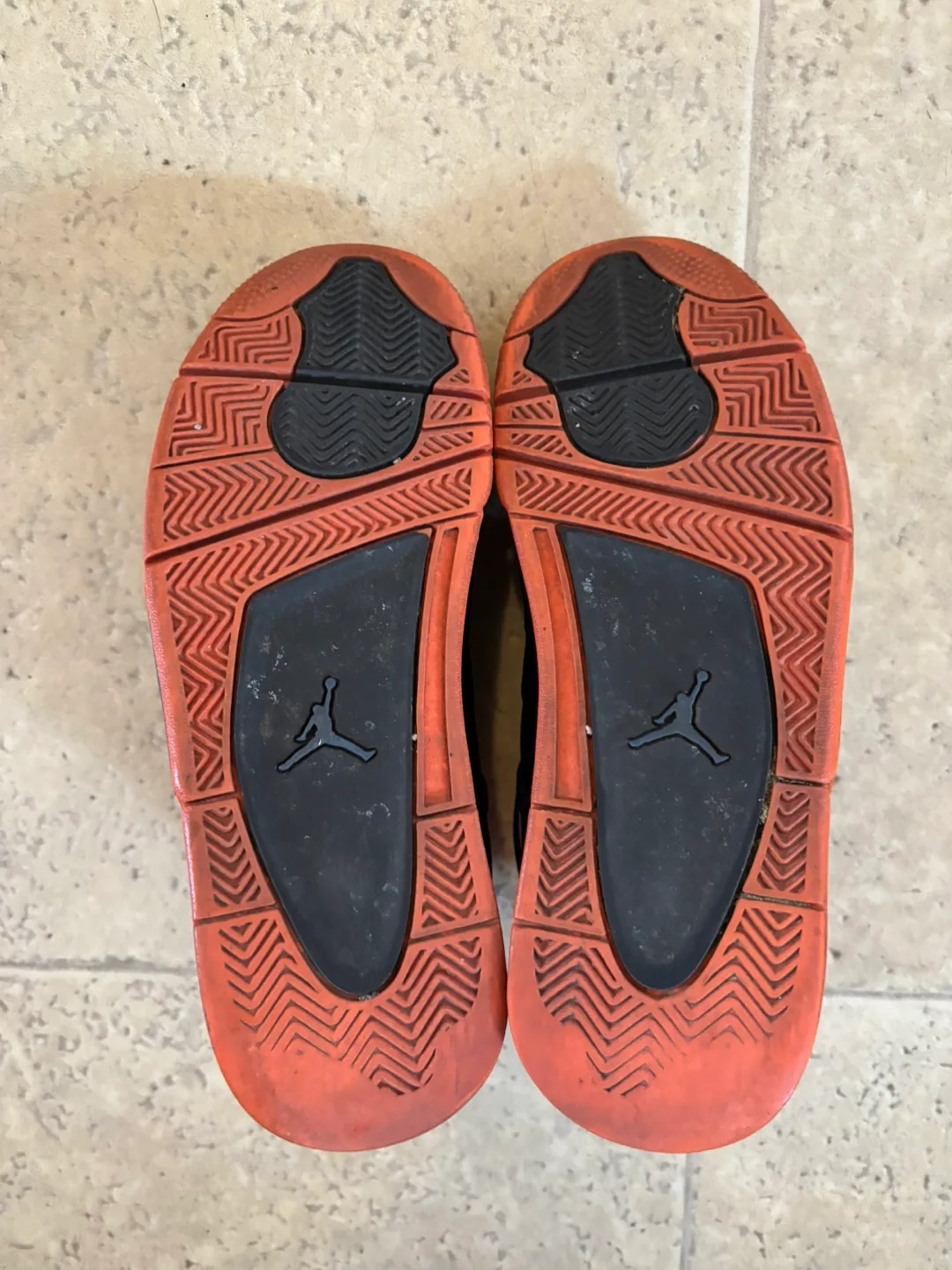 Jordan 4 Retro Cavs image indicator(6)