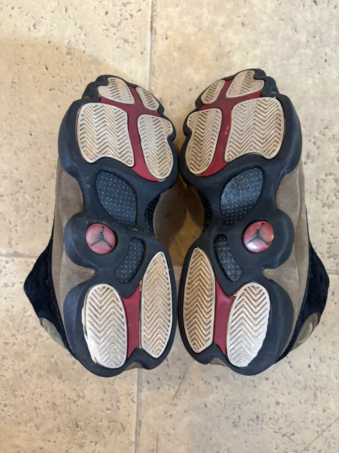 Jordan 13 Retro Olive image indicator(5)