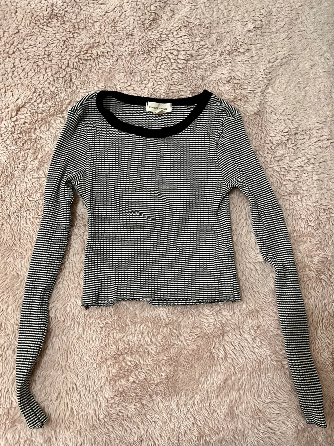 Silence + Noise Black and White Striped Crop Long Sleeve Top thumbnail