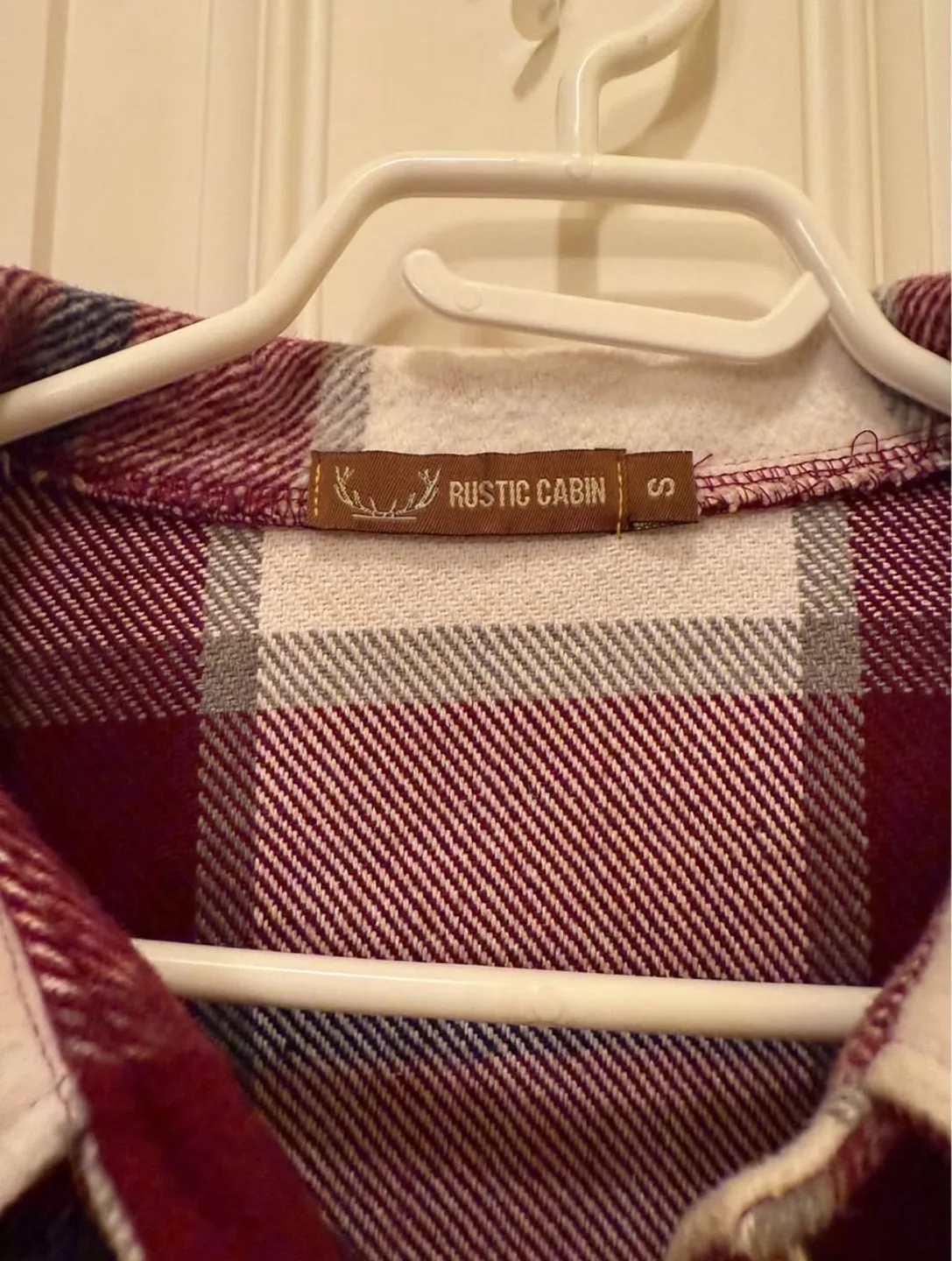 Rustic Cabin Flannel Shirt Jacket - Size Small image indicator(2)