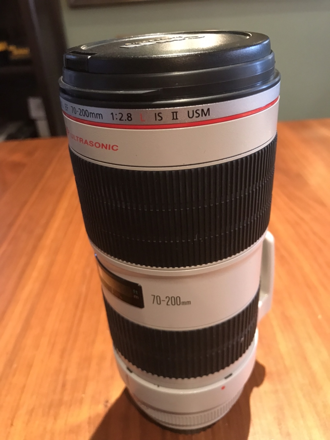 (New) Professional Canon EF 70-200mm f/2.8L IS II USM Lens - photo 4