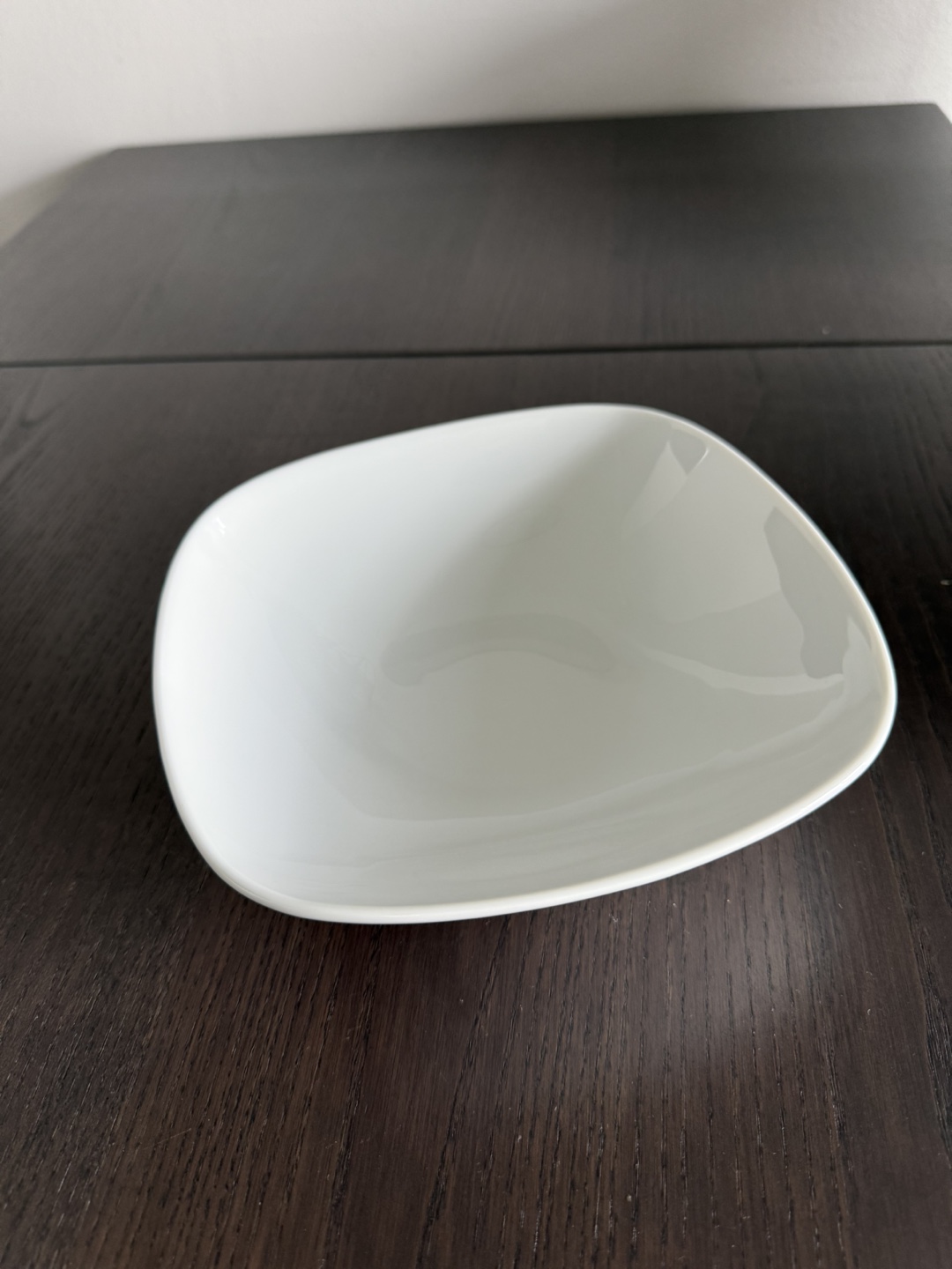 Set of 2 White Square Bowls - photo 2