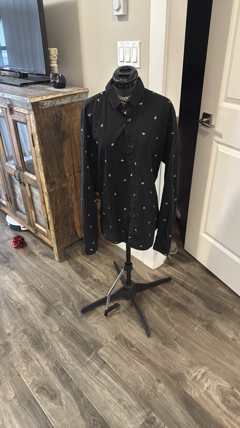 Hugo boss 100% cotton & bee 🐝 embroidery - med - photo 2