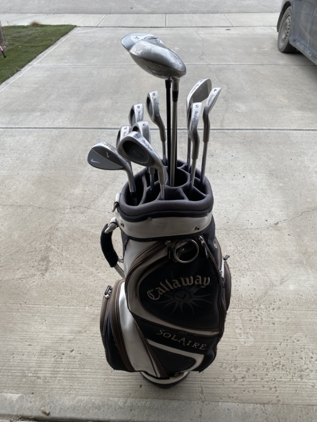 Callaway Golf bag and 12pc golf clubs