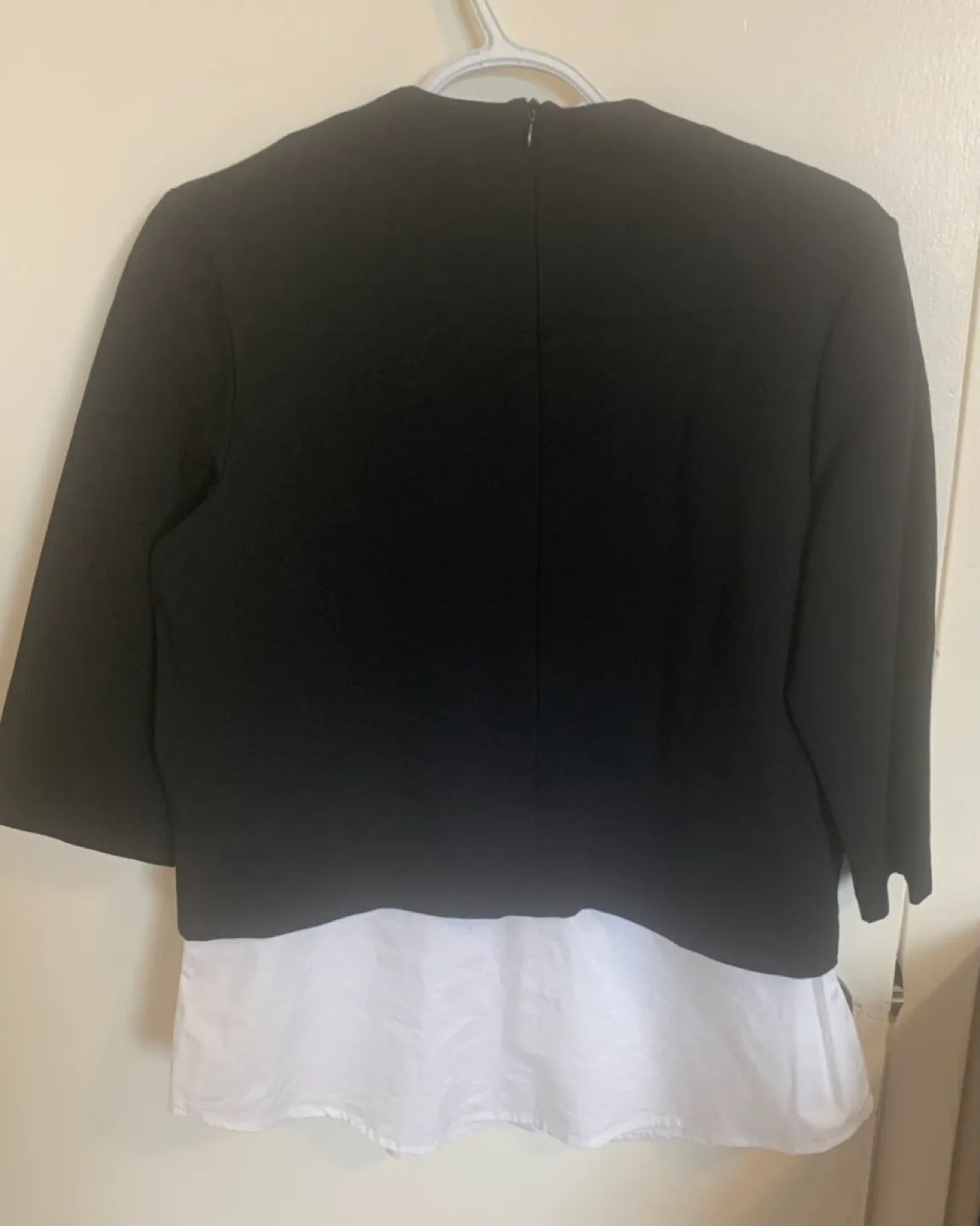 Tribal Size M Black and White Layered Blouse image indicator(2)