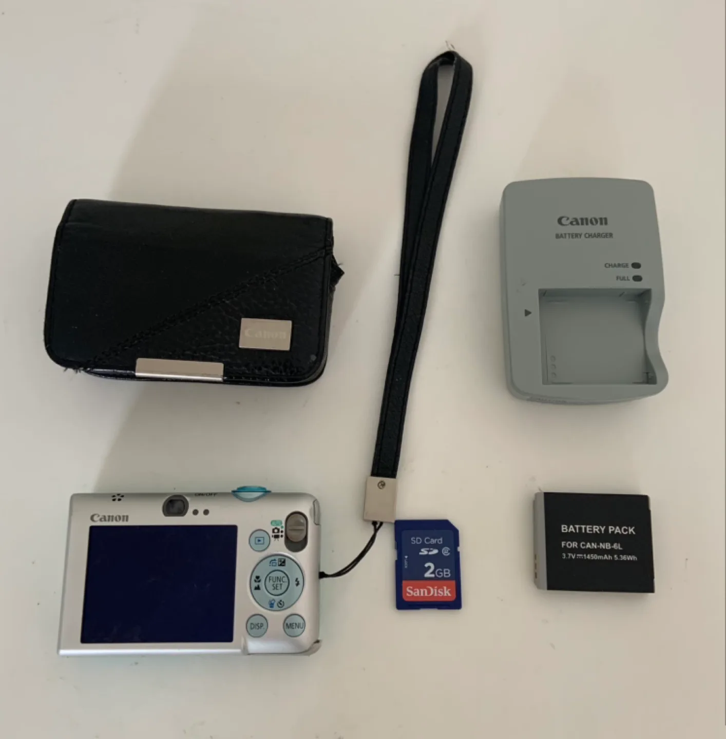 Canon PowerShot SD1200 IS Digital Camera with Accessories image indicator(2)